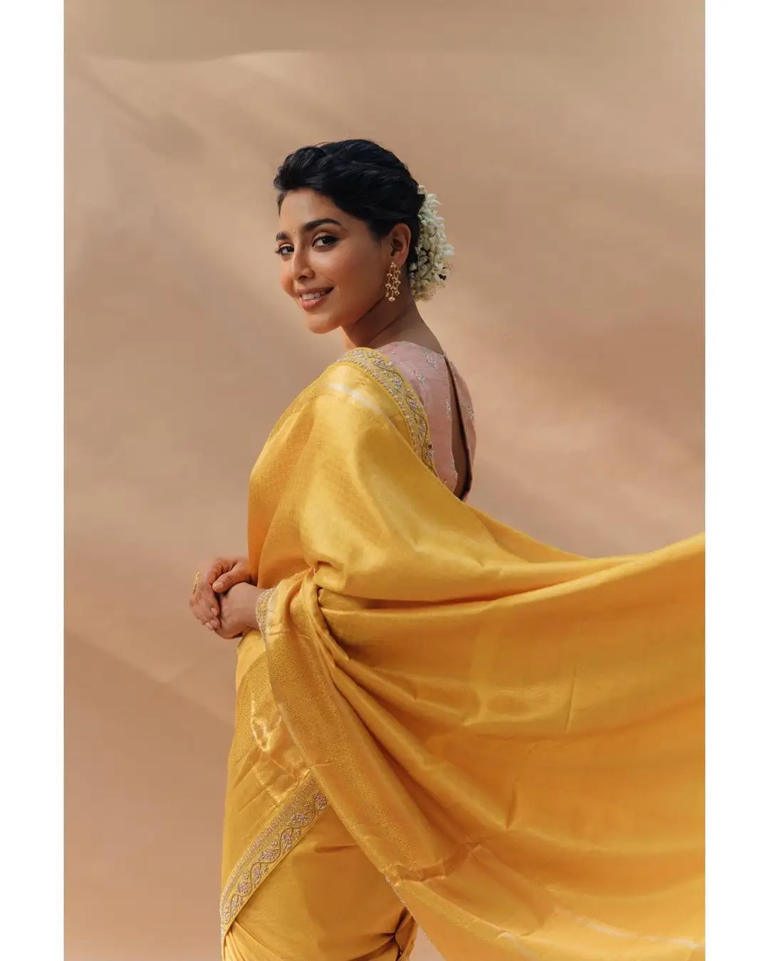 Aishwarya Lekshmi in Indian Tradition Yellow Color Saree Pink Blouse